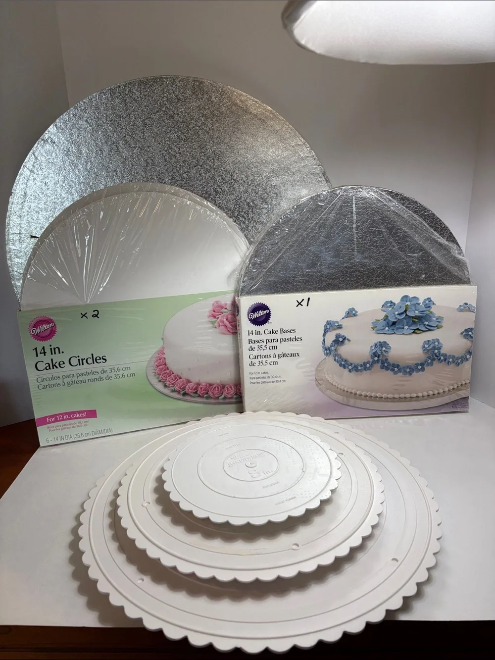 Wilton Silver and White 14 in. Cake Circles & Bases Set and 20”cake base